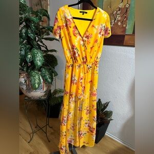 New look floral romper size M